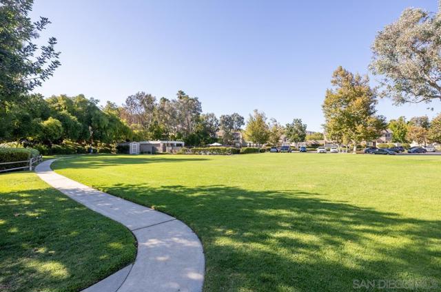 13669 Comuna Drive, Poway CA: https://media.crmls.org/mediaz/a72c2bc3-ff48-4b56-86fe-65cbdcb9bae2.jpg