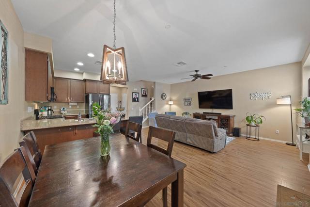 1367 Santa Diana Rd, Chula Vista CA: https://media.crmls.org/mediaz/a72c9561-056f-4e28-8a04-e0d418161e80.jpg