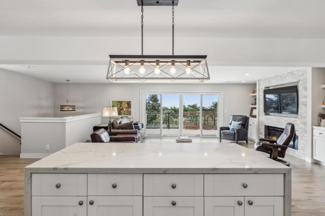 40 Eastlake Avenue, Pacifica CA: https://media.crmls.org/mediaz/a72cc019-525b-41f3-a26e-7f7c2e0043b9.jpg