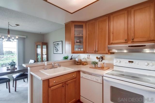 5430 Baltimore Drive Unit 72, La Mesa CA: https://media.crmls.org/mediaz/a72e2066-3034-4799-81ed-9c93b65622c0.jpg