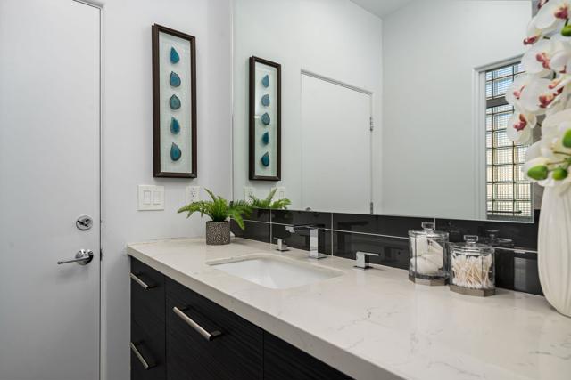 14 Stephen Terrace, Rancho Mirage CA: https://media.crmls.org/mediaz/a72ecf30-7b70-45fb-aeeb-c8000974d2fc.jpg