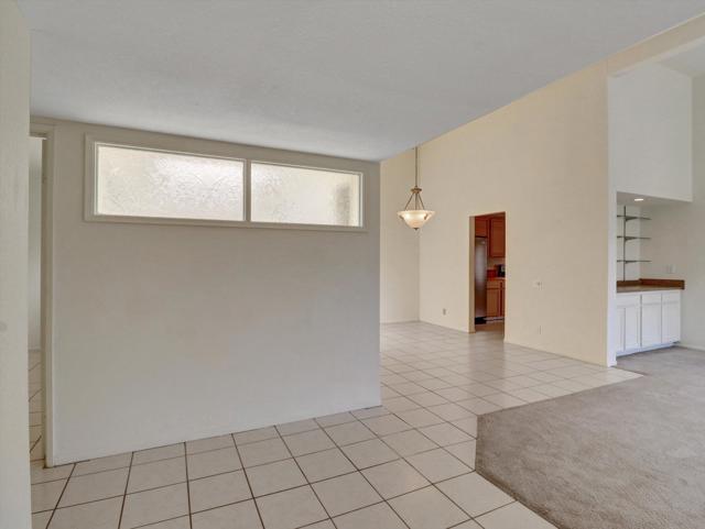 35738 Calle Montigo, Cathedral City CA: https://media.crmls.org/mediaz/a72ee738-2cd0-4a62-bc5c-e3898bacf888.jpg