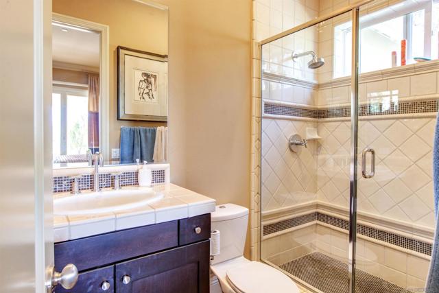 671 Via Maggiore, Chula Vista CA: https://media.crmls.org/mediaz/a72ef5f0-42bd-4650-877e-b0a667a1c581.jpg