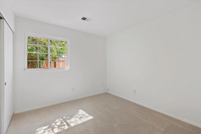 2181 Osborne Circle, Hollister CA: https://media.crmls.org/mediaz/a72f3e8e-c43f-49e9-abf6-6cc303bb02fd.jpg