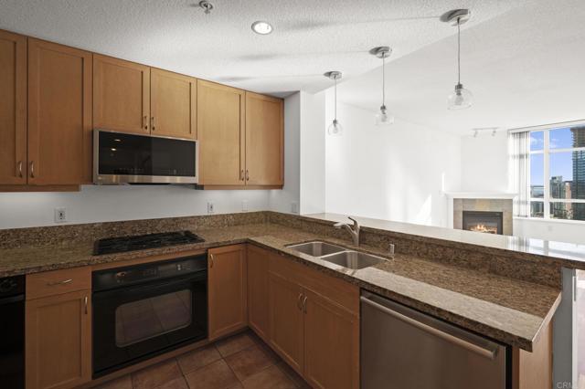 Detail Gallery Image 17 of 52 For 850 Beech St #1404,  San Diego,  CA 92101 - 2 Beds | 2 Baths