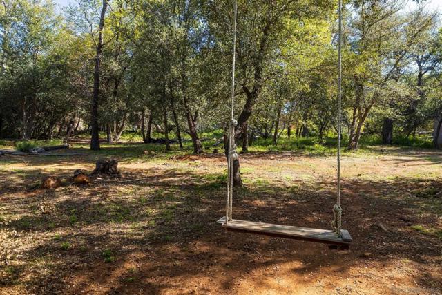 3131 Pera Alta Dr, Julian CA: https://media.crmls.org/mediaz/a73011bd-59ed-4a4b-861b-d7d98cf9b127.jpg