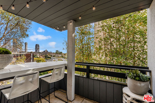 1830 Westholme Avenue, Los Angeles CA: https://media.crmls.org/mediaz/a7305db3-9d1b-4b69-b3e0-ba5c91cda4fd.jpg