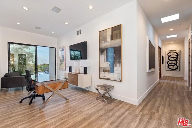 Drew Fenton | 920 Linda Flora Drive Los Angeles CA | MLS: 7630035