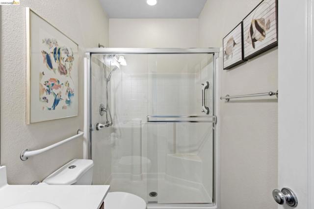 2469 Talaria Dr, Oakley CA: https://media.crmls.org/mediaz/a73152f3-cf9c-4200-ae3c-6b5855d6f5e0.jpg