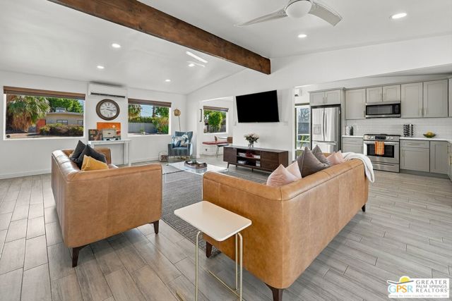 963 S Paseo Caroleta, Palm Springs, CA 92264