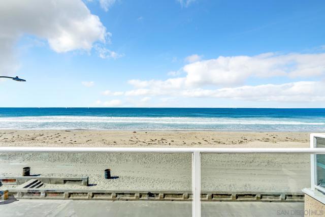 Expansive Ocean front deck with panoramic views.