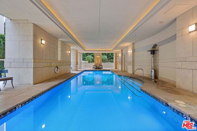10727 Wilshire Boulevard, Los Angeles CA: https://media.crmls.org/mediaz/a73520c6-8c39-4681-895c-b3a6f652850b.jpg