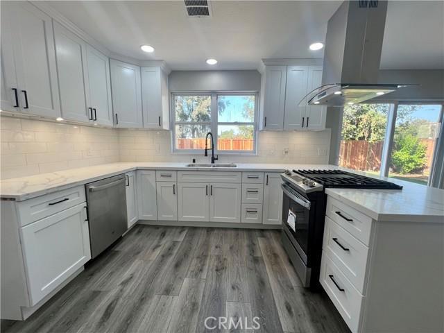 761 Tatum Avenue, Gilroy CA: https://media.crmls.org/mediaz/a7352d88-3e5a-48d2-8d33-636b56fc64ce.jpg