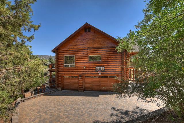42400 Eagle Ridge, Big Bear CA: https://media.crmls.org/mediaz/a7359d19-51ed-4c0c-8cbd-e10f1fc7570a.jpg
