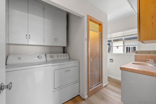 3958 Pringle Street, San Diego CA: https://media.crmls.org/mediaz/a7364d87-4c5e-4258-904d-084304148f5c.jpg