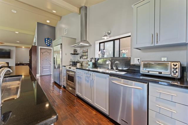 Detail Gallery Image 6 of 43 For 32688 Taspa Ct, Pauma Valley,  CA 92061 - 3 Beds | 3 Baths