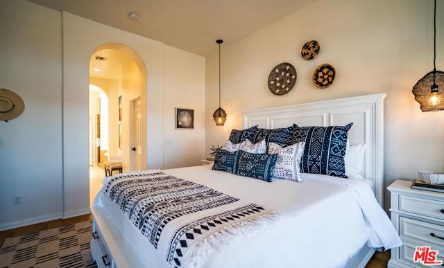 71638 Laura Lane,  CA: https://media.crmls.org/mediaz/a736e2f2-6fcb-4a6c-ac20-f595d7837d3f.jpg
