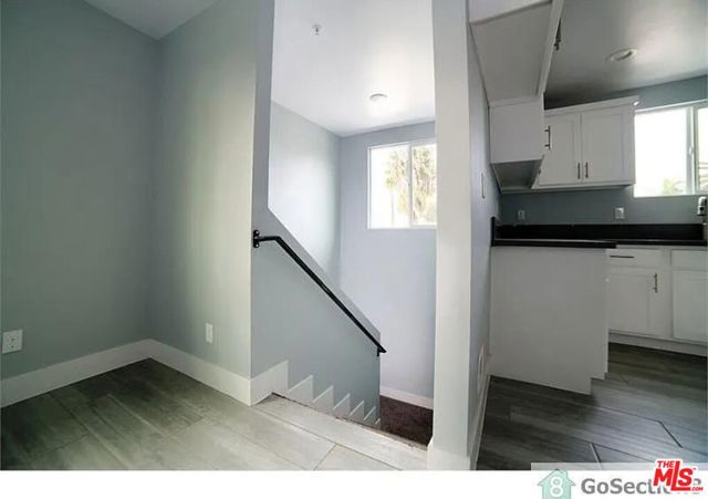 11164 S Figueroa Street, Los Angeles CA: https://media.crmls.org/mediaz/a7374276-47e6-43d7-bedc-3056b0130989.jpg