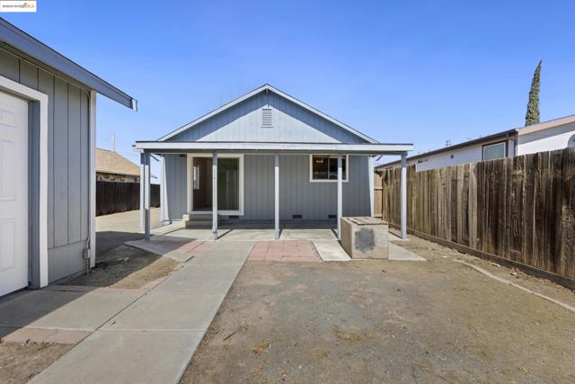 3474 Camino Diablo, Byron CA: https://media.crmls.org/mediaz/a7376393-7dae-493d-9548-709a59152fa0.jpg