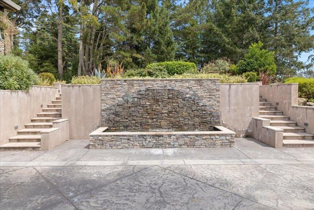 23435 Summit Road, Los Gatos CA: https://media.crmls.org/mediaz/a73804fe-96ee-4ba5-8370-e851bec1e4cd.jpg