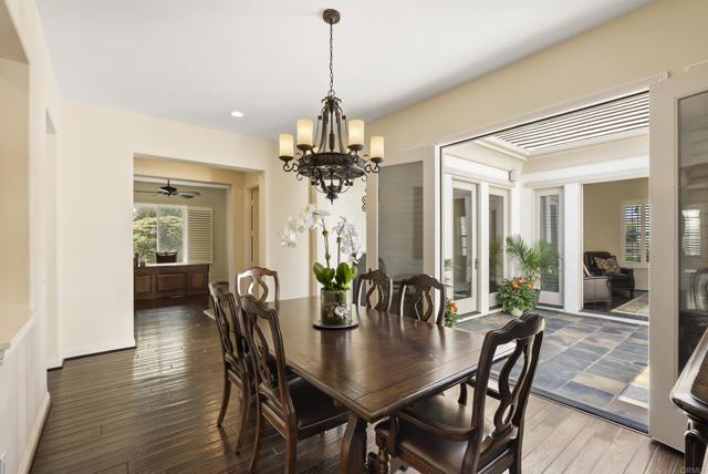 Detail Gallery Image 12 of 52 For 7062 Crystalline Dr, Carlsbad,  CA 92011 - 4 Beds | 2/1 Baths