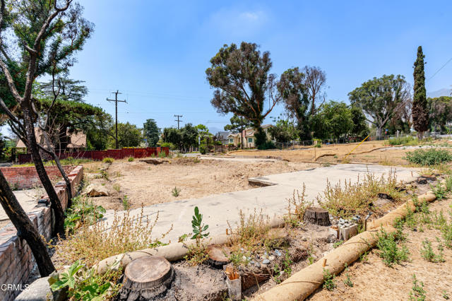 Detail Gallery Image 11 of 20 For 2836 Glenrose Ave, Altadena,  CA 91001 - – Beds | – Baths