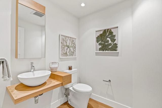 1683 Dalehurst Avenue, Los Altos CA: https://media.crmls.org/mediaz/a739617e-3c51-4b22-af29-b7eaf97314f6.jpg