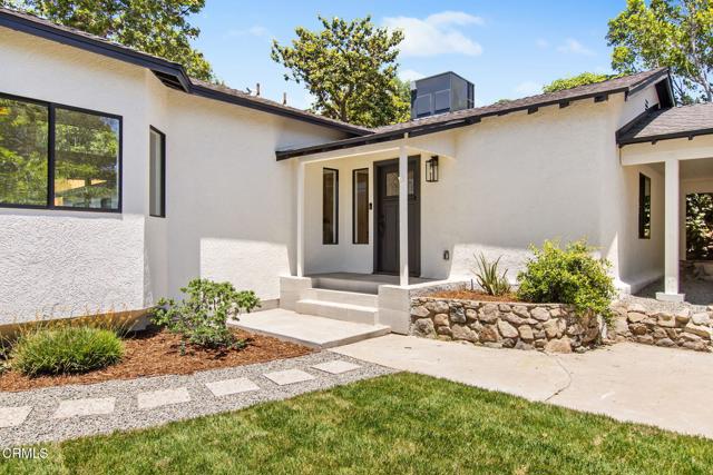 Detail Gallery Image 3 of 51 For 3015 Henrietta Ave, La Crescenta,  CA 91214 - 3 Beds | 3 Baths