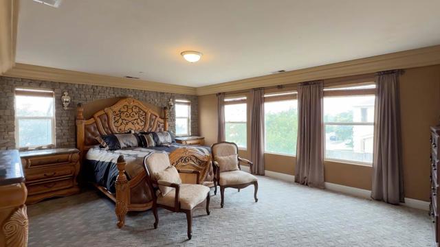 209 Sirrah Way, Greenfield CA: https://media.crmls.org/mediaz/a73c6d9d-9906-4502-b51a-eb2bf47191dc.jpg