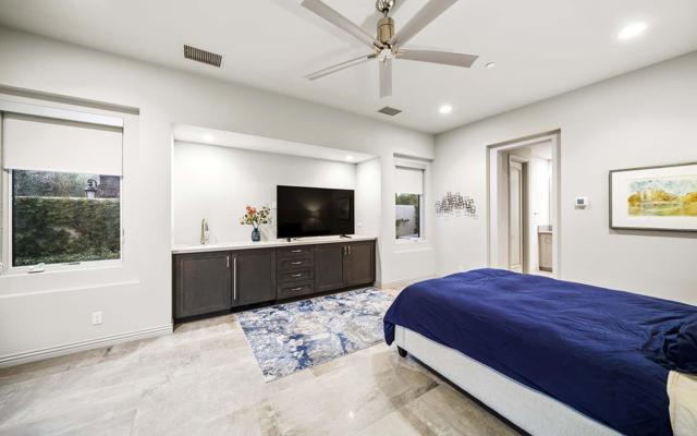 75757 Via Stia, Indian Wells CA: https://media.crmls.org/mediaz/a73cba43-1e32-4d15-821d-76debab8c7a2.jpg