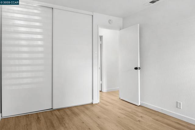 5514 Roundtree Dr, Concord CA: https://media.crmls.org/mediaz/a73d9099-667b-438e-96b2-c255d2238273.jpg