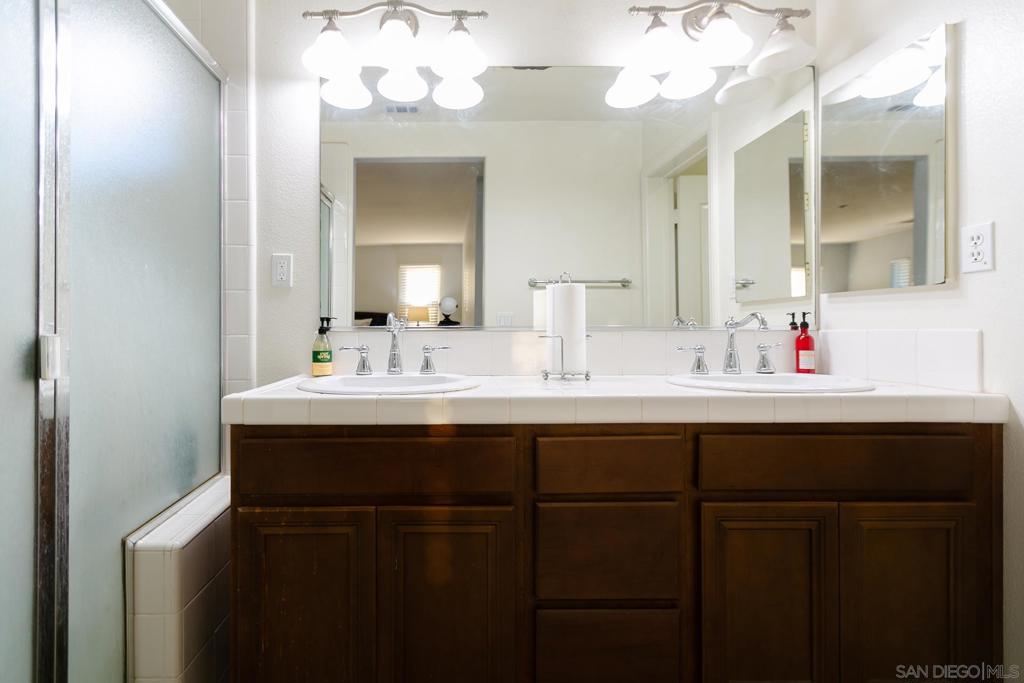 10547 Hollingsworth - photo 19