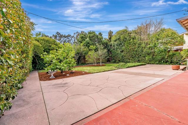 18 Queen Anne Court, Millbrae CA: https://media.crmls.org/mediaz/a73fbded-97b6-4e4c-98cc-e2b703cf9063.jpg