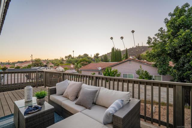 1466 Conway Dr, Escondido CA: https://media.crmls.org/mediaz/a73fcd66-b05e-4665-a99a-1505bcbf8a70.jpg