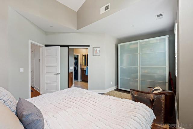7839 Inception Way, San Diego CA: https://media.crmls.org/mediaz/a740dfb9-9f18-4eb0-aa8b-f18c9f1bce22.jpg