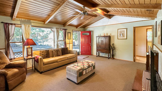 26748 Mcmahan, Idyllwild CA: https://media.crmls.org/mediaz/a7419c3c-eb85-4d64-acd4-5945499447ef.jpg