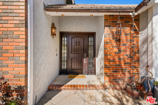 6243 Watertree Court photo 6