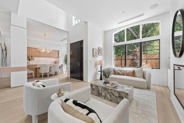 1068 Riverside Drive, Los Altos CA: https://media.crmls.org/mediaz/a7438264-1a7b-4b4c-852e-f7cef5978b68.jpg