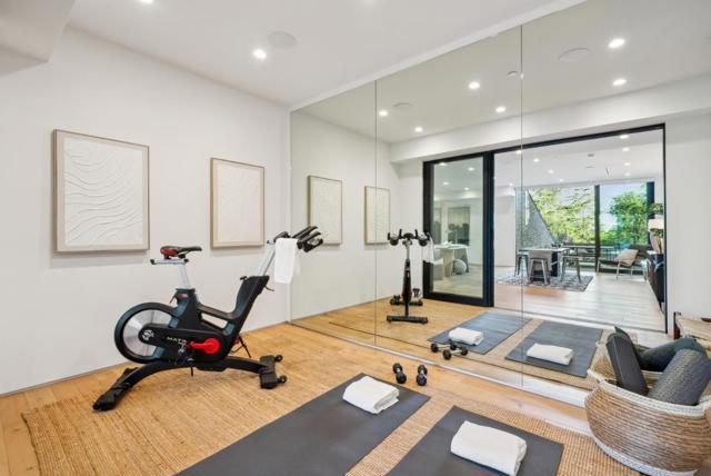 855 Darrell Road, Hillsborough CA: https://media.crmls.org/mediaz/a7440303-28a6-458e-8f66-0b8418971957.jpg