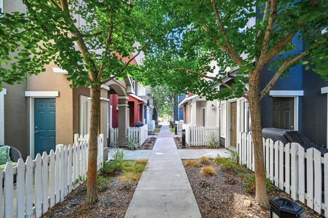917 Alegre Place, San Jose CA: https://media.crmls.org/mediaz/a744756f-eed9-414a-8dca-b6890adb751d.jpg