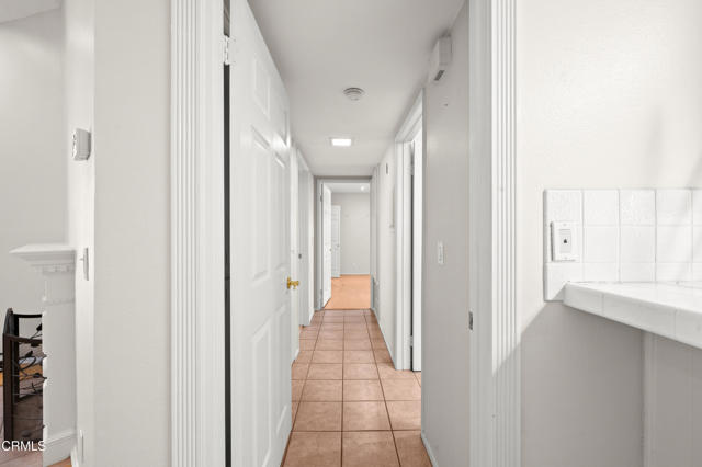 Detail Gallery Image 11 of 32 For 4210 via Arbolada #301,  Los Angeles,  CA 90042 - 2 Beds | 2 Baths