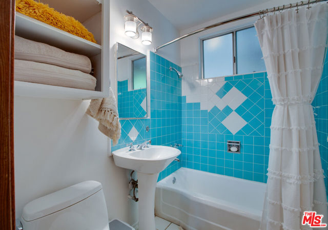 7701 Toland Avenue, Los Angeles CA: https://media.crmls.org/mediaz/a744fa35-5b0d-4d76-aa66-d43e454c6b6d.jpg