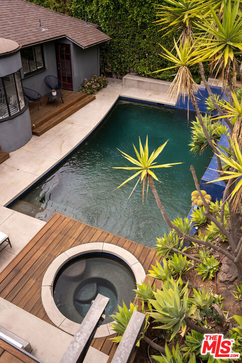 2050 N Edgemont Street, Los Angeles CA: https://media.crmls.org/mediaz/a7450a4a-ad69-4dcc-95ec-876848c6b3f6.jpg