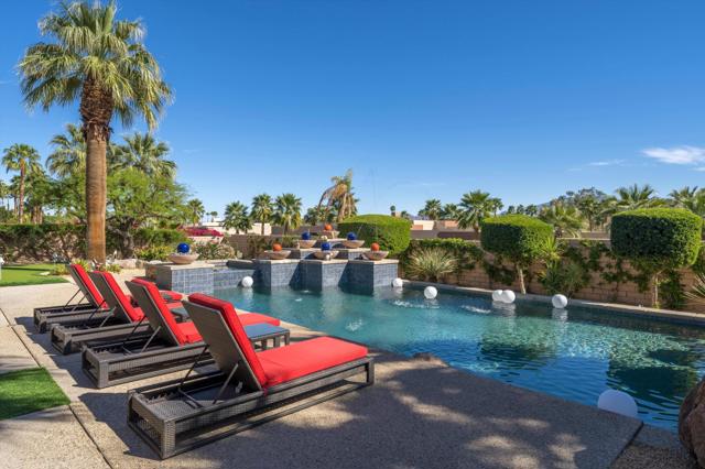 8 Ledgestone Lane, Rancho Mirage CA: https://media.crmls.org/mediaz/a7459b33-d64b-40a6-8c1b-ae620d3dc6cb.jpg