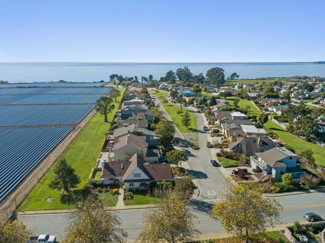 246 Via Novella, Aptos CA: https://media.crmls.org/mediaz/a746268c-d1c1-44ef-8e98-1eb23a322e4c.jpg