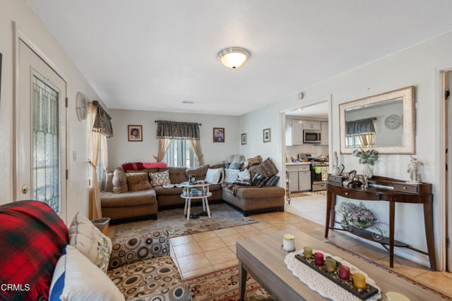 Detail Gallery Image 5 of 26 For 12224 Fidel Ave, Whittier,  CA 90605 - – Beds | – Baths