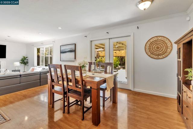 960 Live Oak Dr, Santa Clara CA: https://media.crmls.org/mediaz/a74722a7-6359-4cec-aead-16c950e45b34.jpg