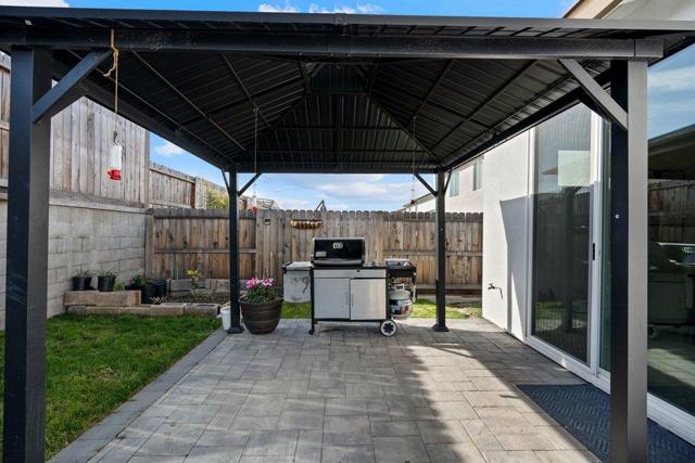 2111 Rosewood Drive, Hollister CA: https://media.crmls.org/mediaz/a74793a5-6c74-43b2-9f4a-a678584f2029.jpg