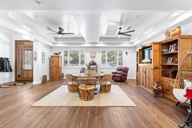 10166 Rancho Roble Rd., Escondido CA: https://media.crmls.org/mediaz/a747d199-cf68-4612-ba47-fe4998731f78.jpg