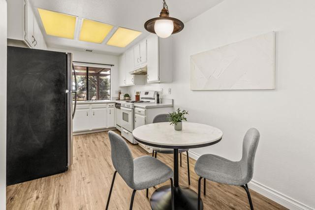 Detail Gallery Image 11 of 37 For 1731 Michael Glen, Escondido,  CA 92026 - 3 Beds | 2 Baths